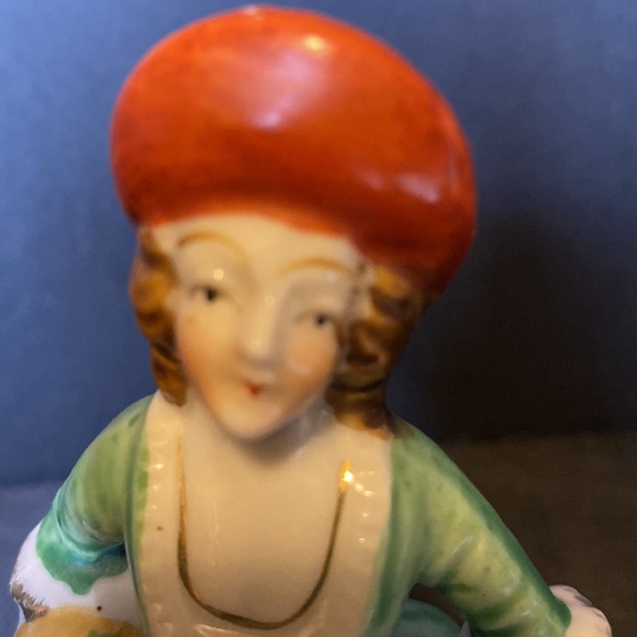 Hand Painted Japan Porcelain Woman Figurine - Picture 2 of 8